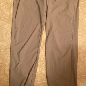 UNRL joggers stone gray men’s M